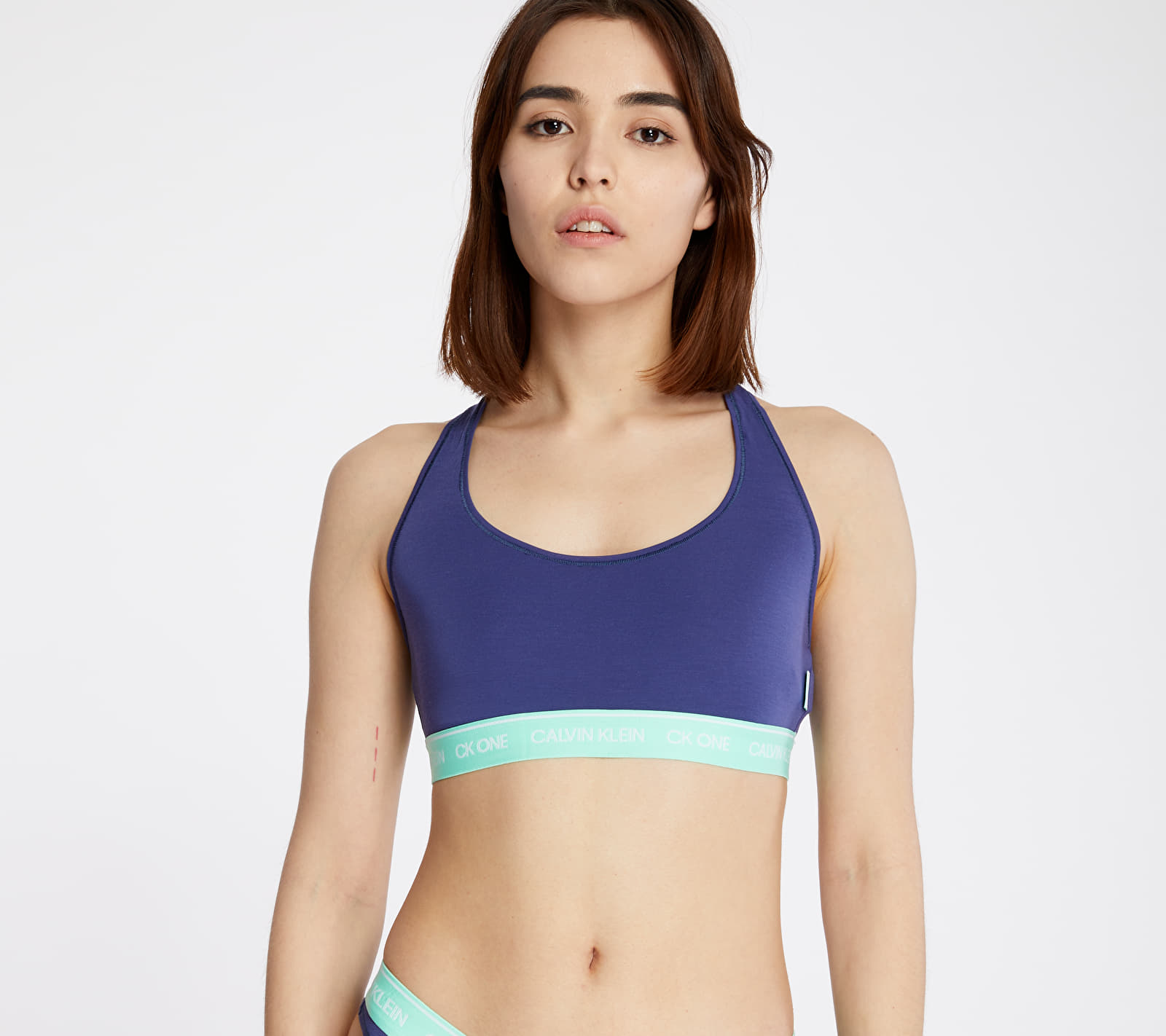 Дамско бельо Calvin Klein Unlined Bralette Blue Whale 53509_XS