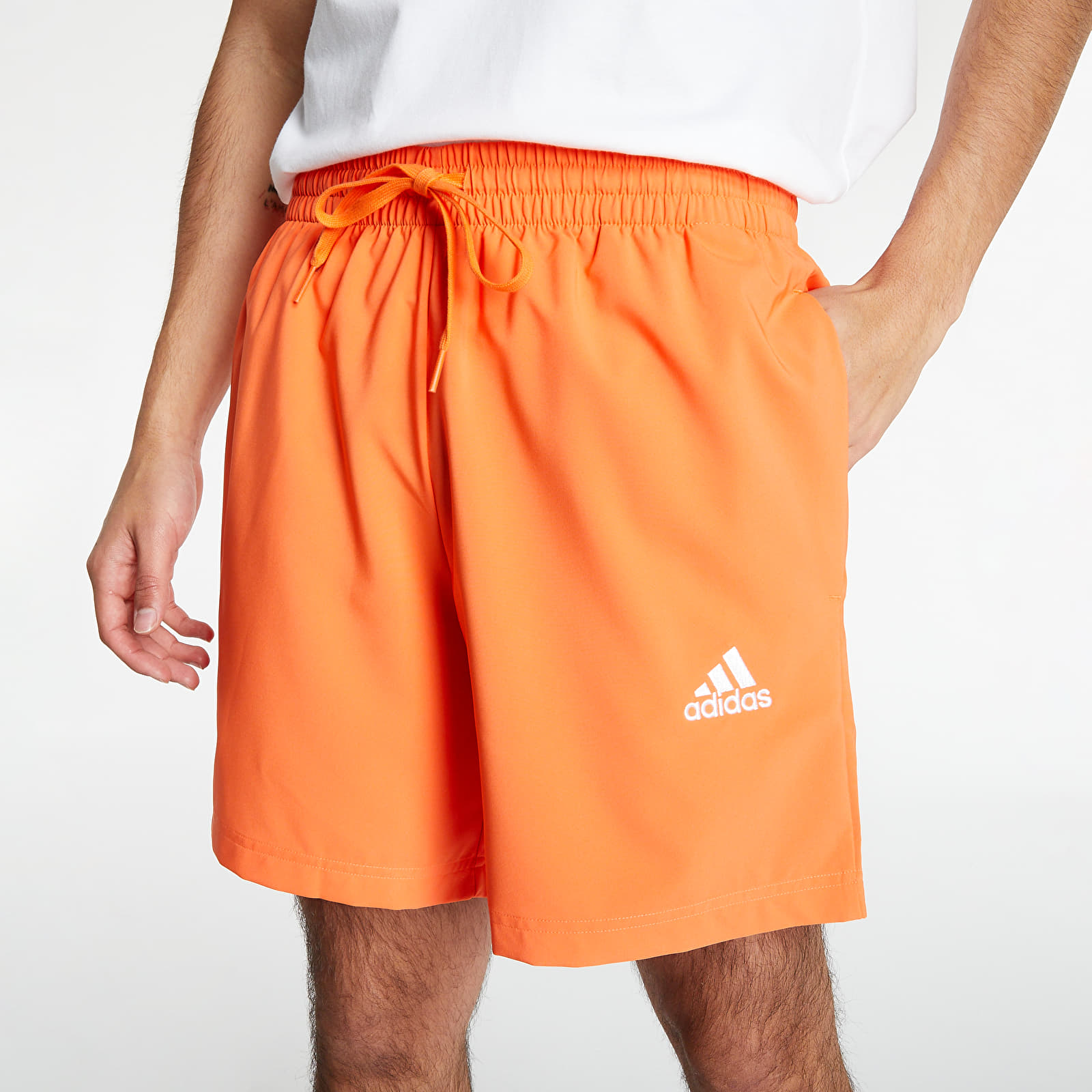 Къси панталони adidas Performance AEROREADY Essentials Chelsea Small Logo Shorts True Orange/ White 125725_S