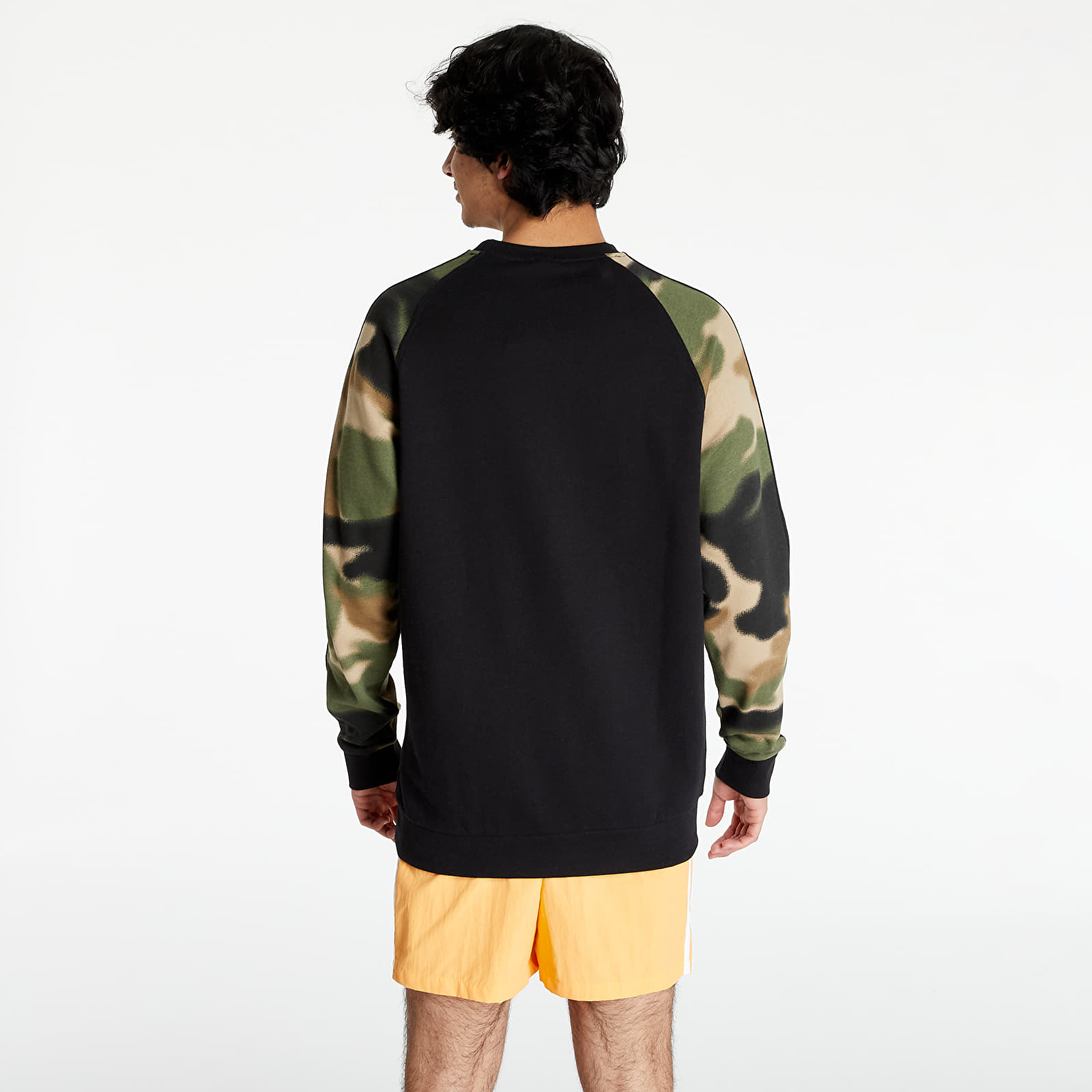 Суичъри и пуловери adidas Originals Camo Stripes Crewneck Sweatshirt Black/ Wild Pine/ Multicolor 125737_S