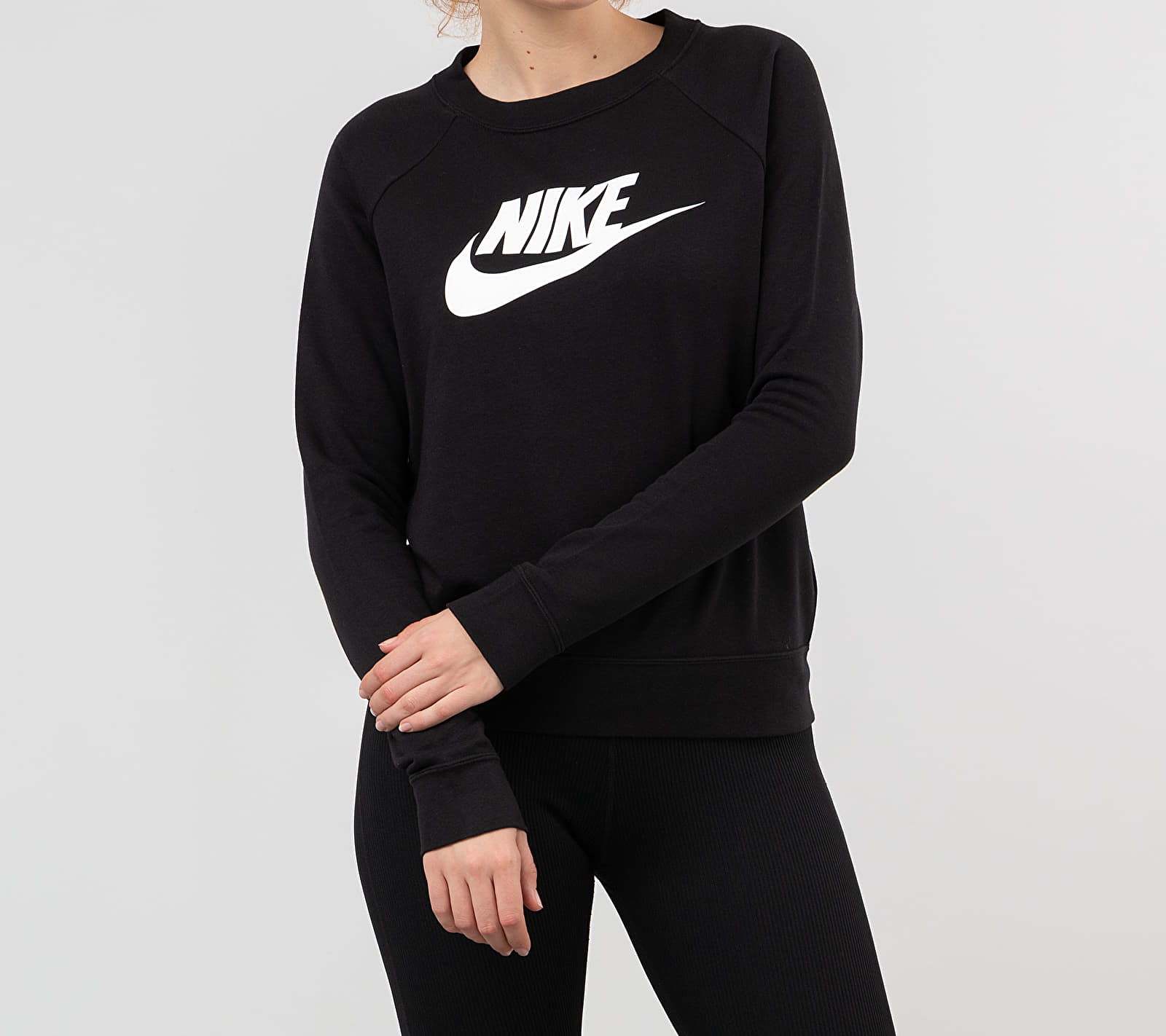 Суичъри и пуловери Nike Sportswear Essential Hybrid Crewneck Black/ White 46376_S