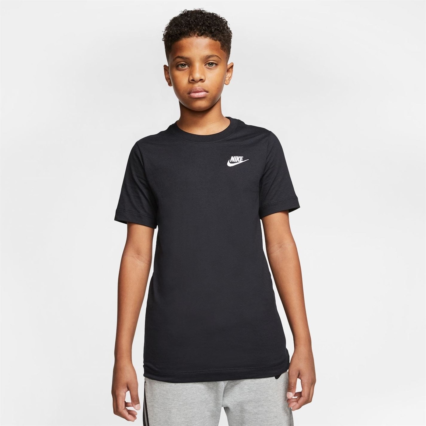 Деца  Облекло за момчета  Блузи  С къс ръкав Nike Futura T Shirt Junior Boys 1009521-6185318