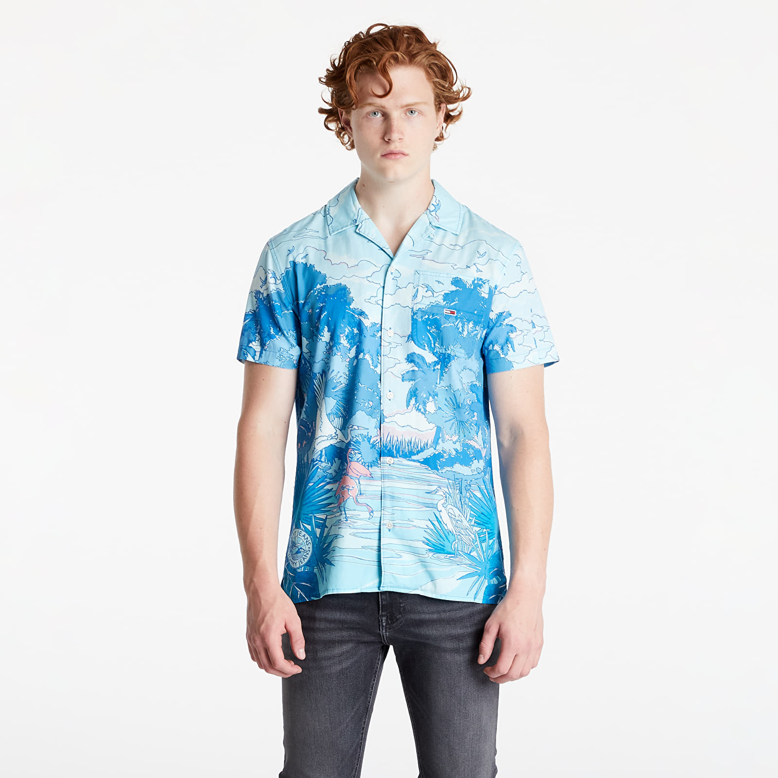 Ризи Tommy Jeans Classic Aop Camp Shirt Tropical Print 707119