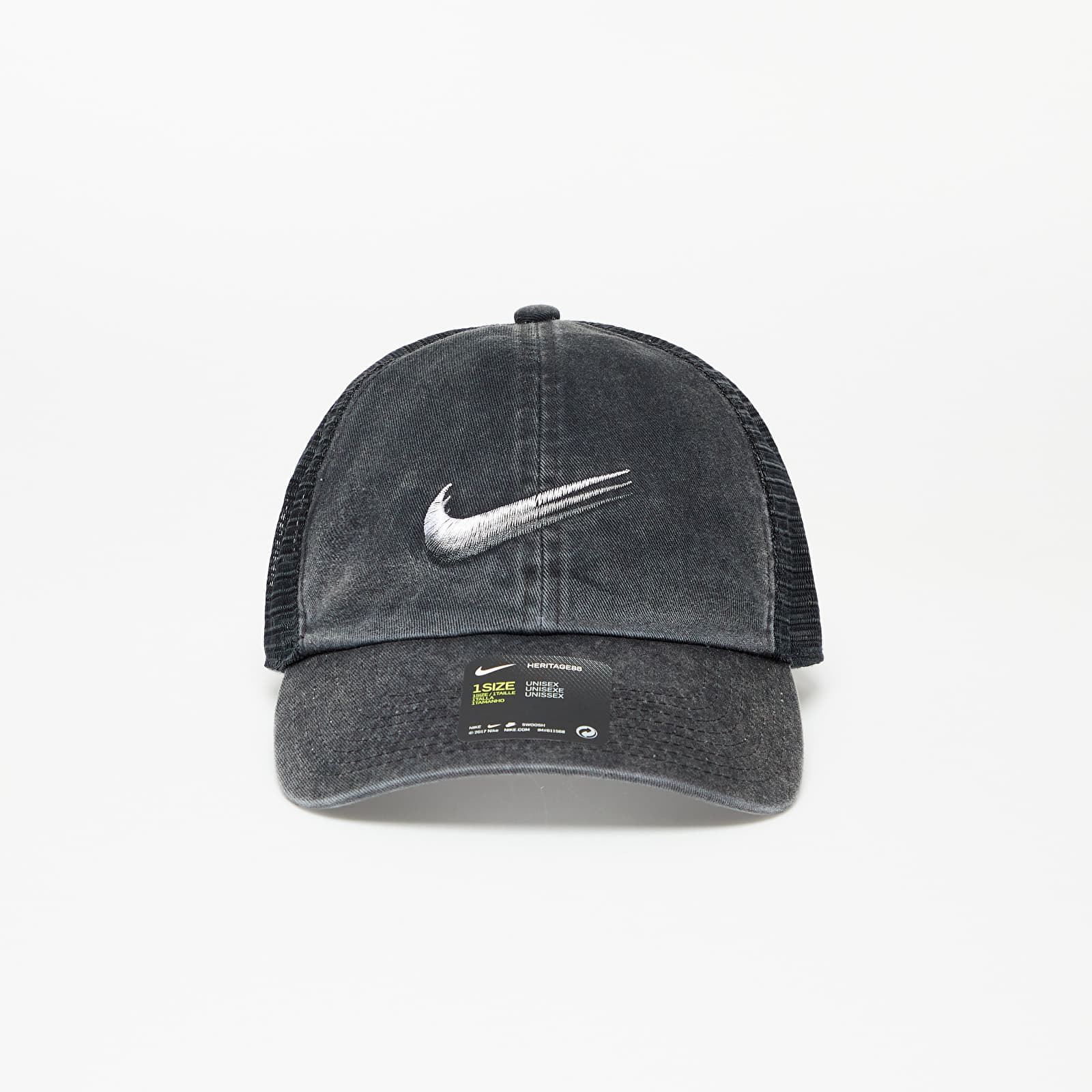 Шапки Nike Sportswear Heritage 86 Swoosh Trucker Cap Black 807823