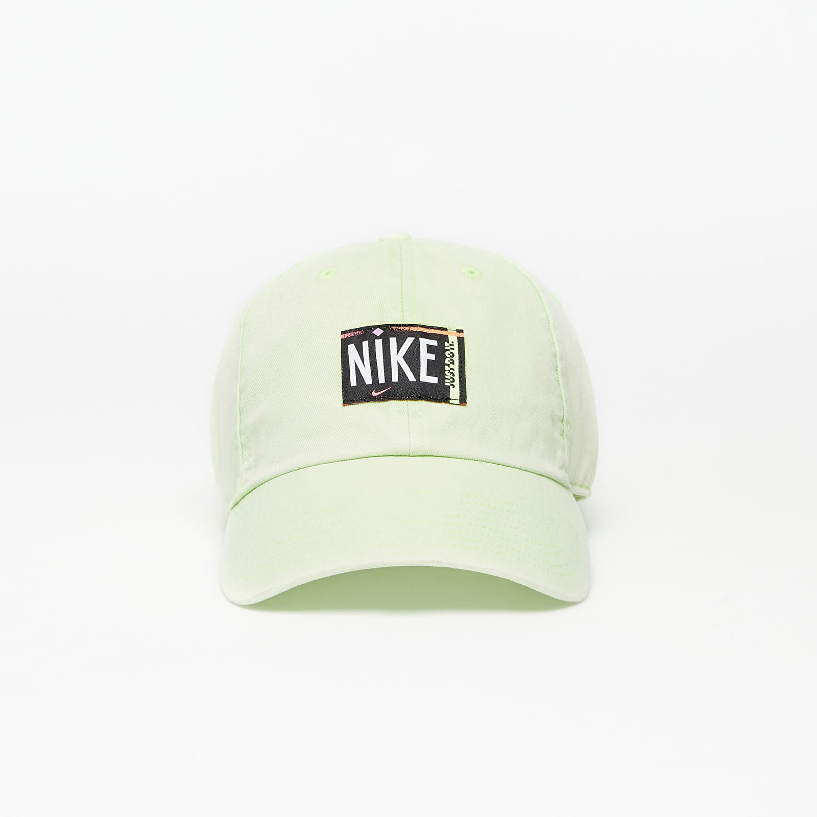 Шапки Nike Sportswear Heritage86 Women’s Hat Ghost Green 811252