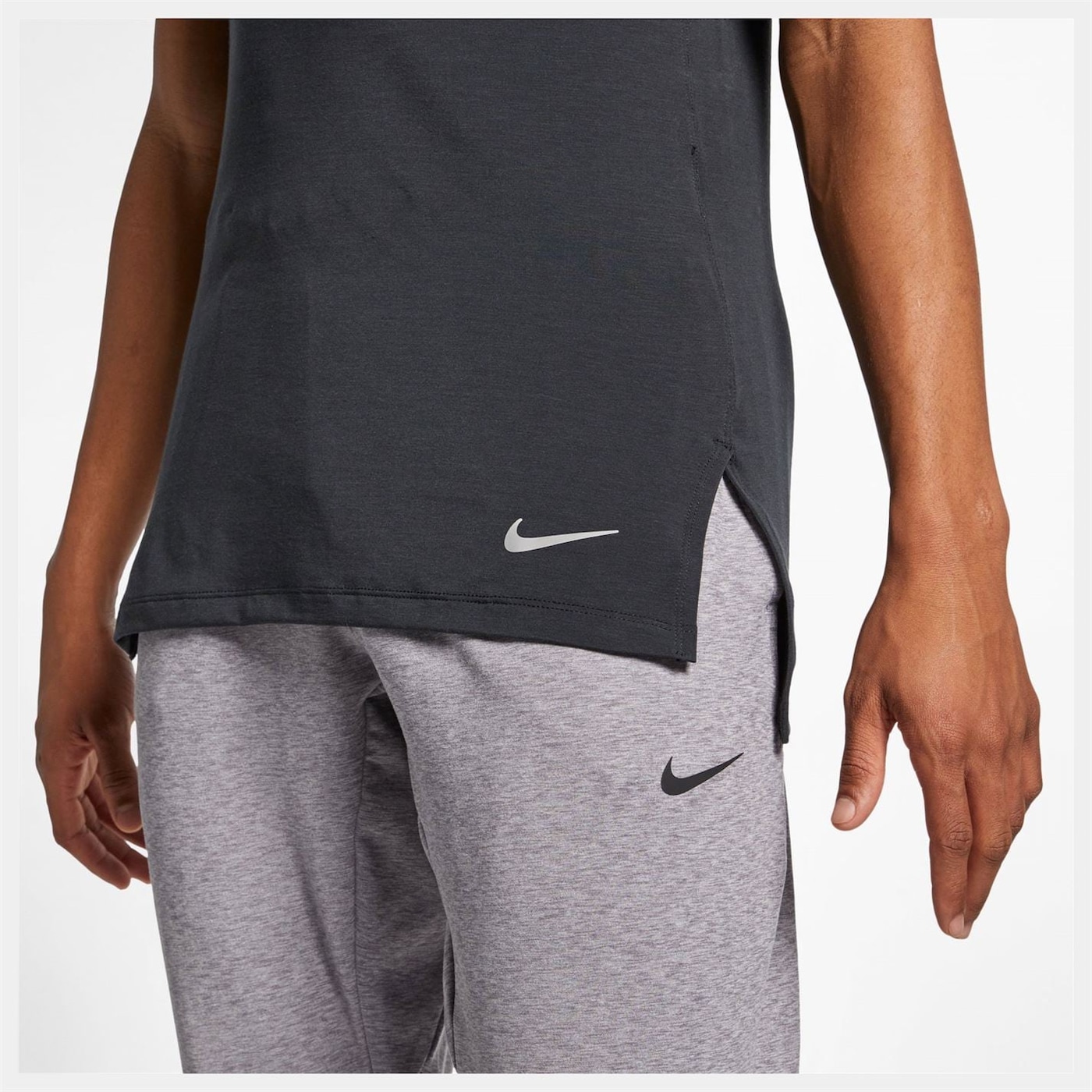 Спортове  Фитнес и йога  облекло  облекло мъжко  горнища Nike Transcend T Shirt Mens 918659-5746940