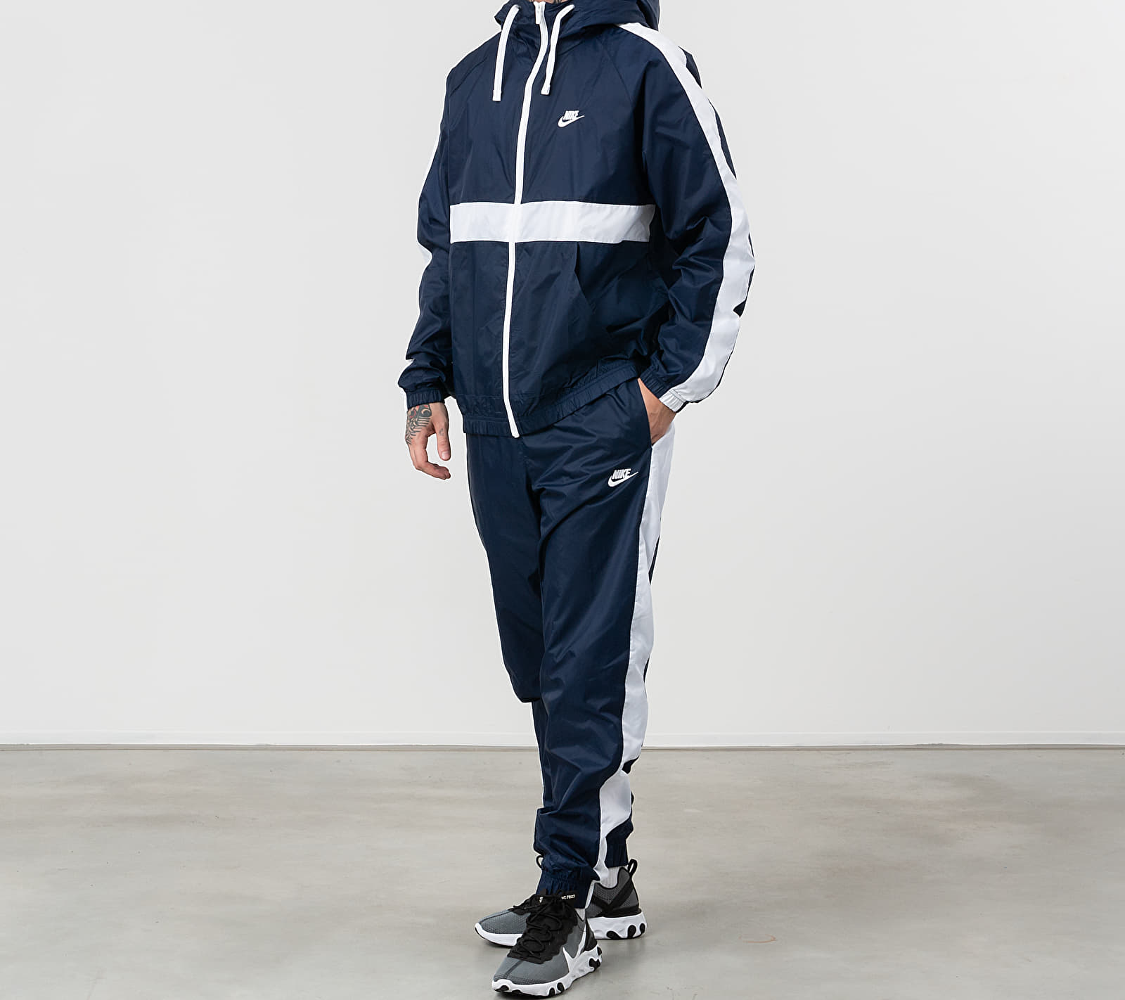 Суичъри и пуловери Nike Sportswear CE Woven Track Suit Midnight Navy/ White/ Midnight Navy/ White 347317