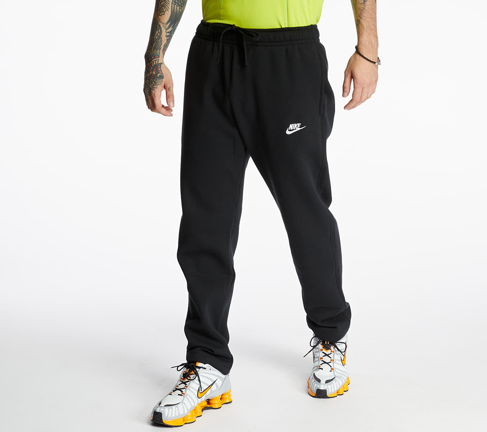 Дънки и панталони Nike Sportswear Club Pants Black/ Black/ White 359560