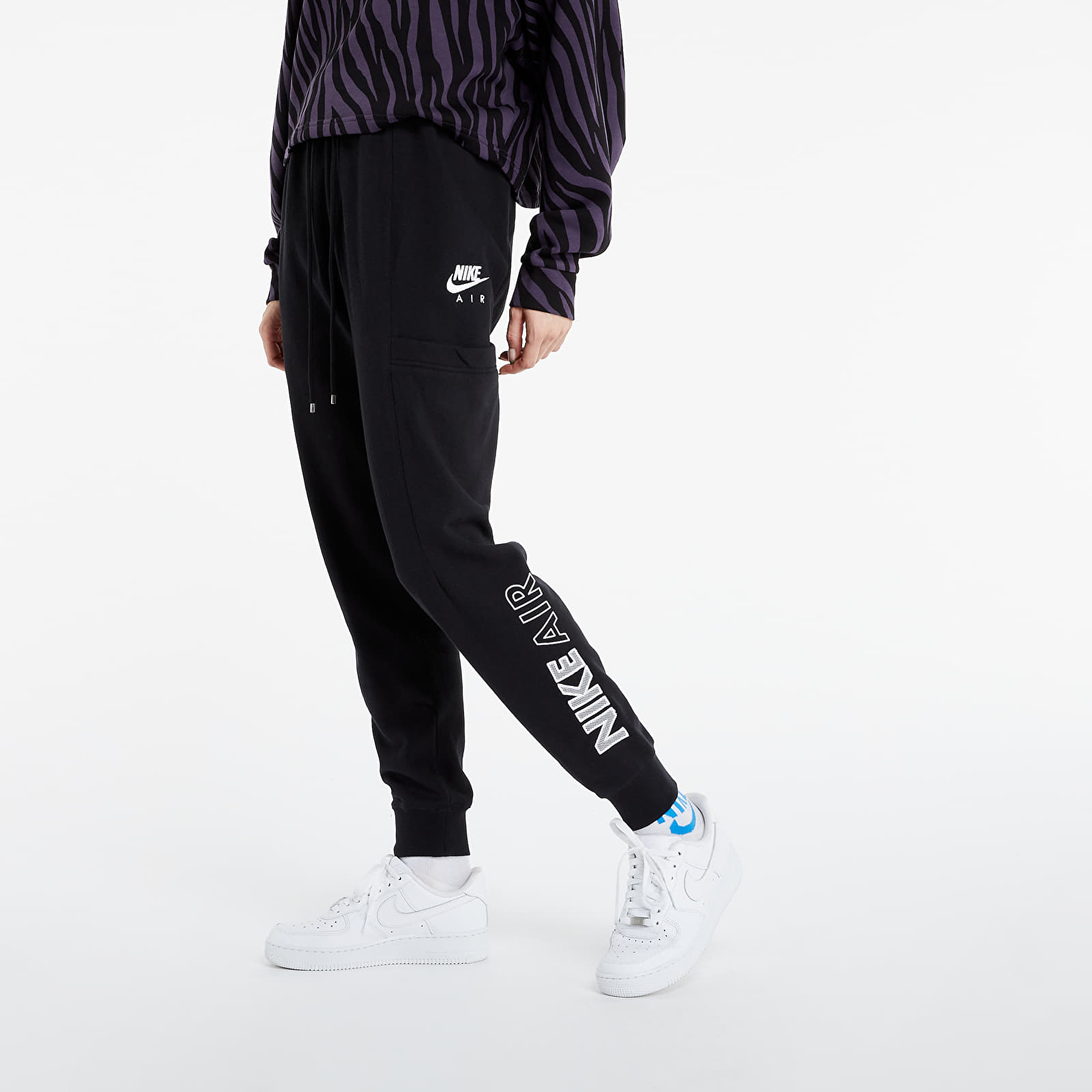 Дънки и панталони Nike Sportswear Air Fleece Pants Black/ White 703597
