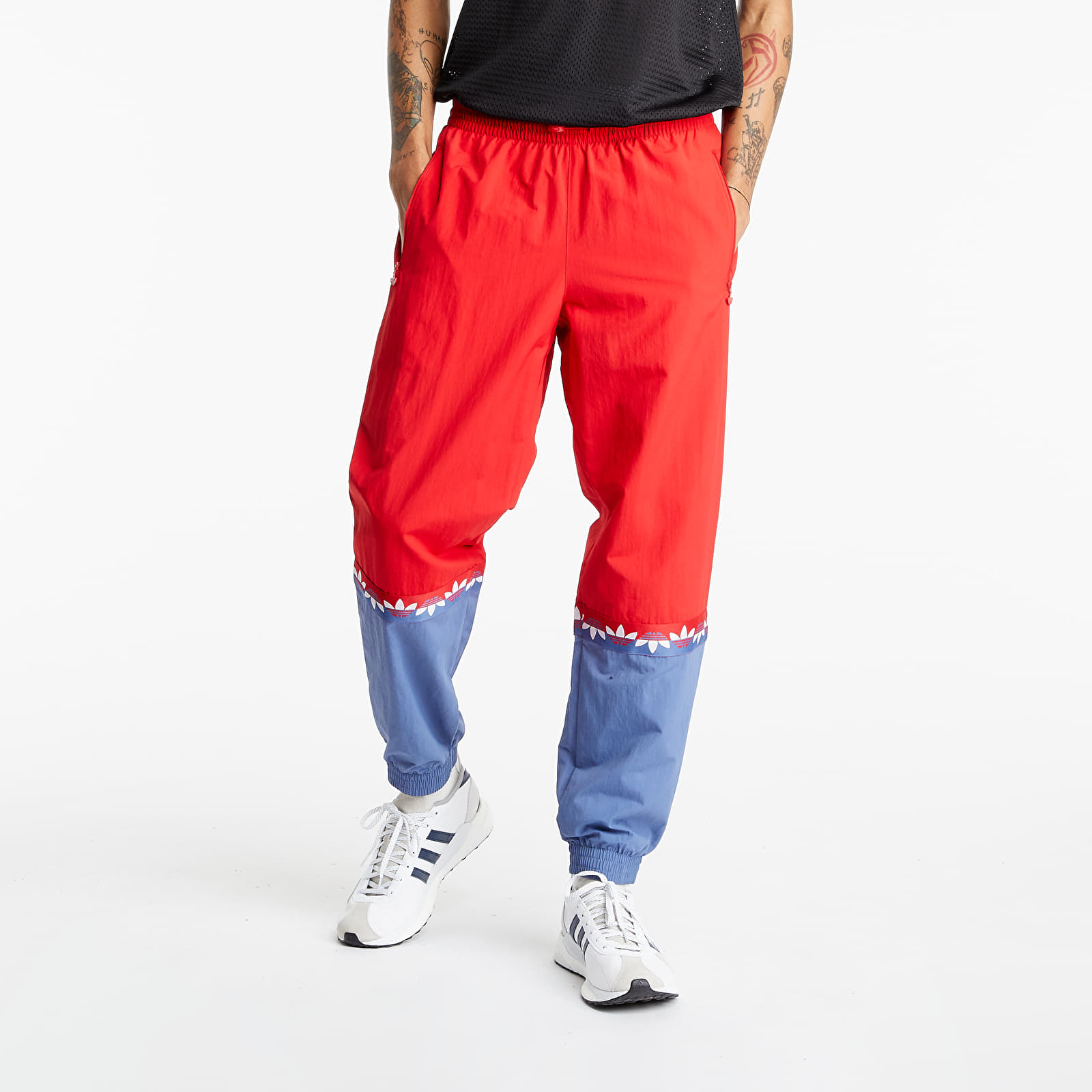 Дънки и панталони adidas Originals Adicolor Sliced Trefoil Track Pants Scarlet/ Crew Blue 786739
