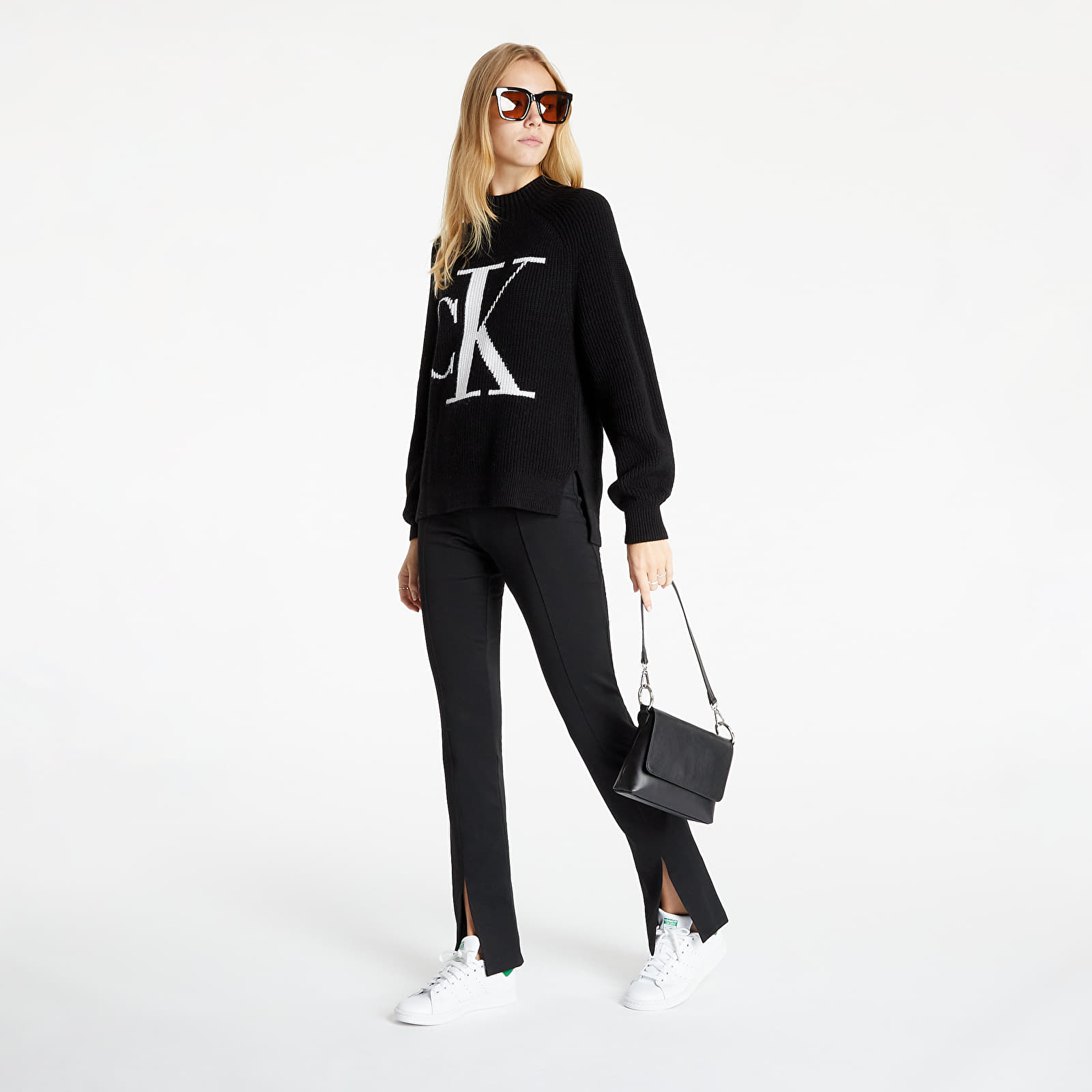 Суичъри и пуловери Calvin Klein Jeans Ck Raglan Sweater Ck Black/Bright White 975796