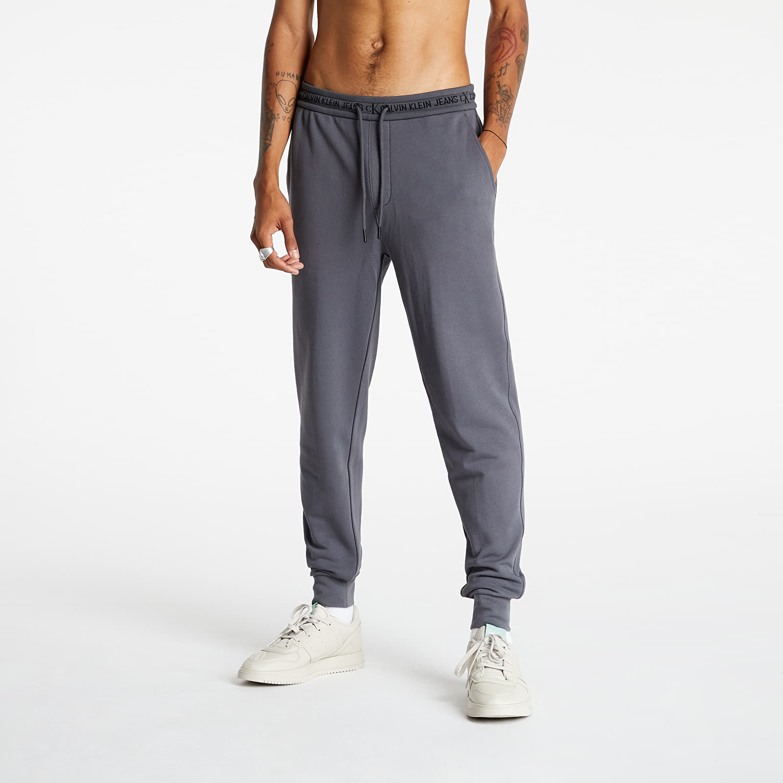 Анцузи Calvin Klein Jeans Logo Jacquard Hwk Pants Gray Pinstripe 976711