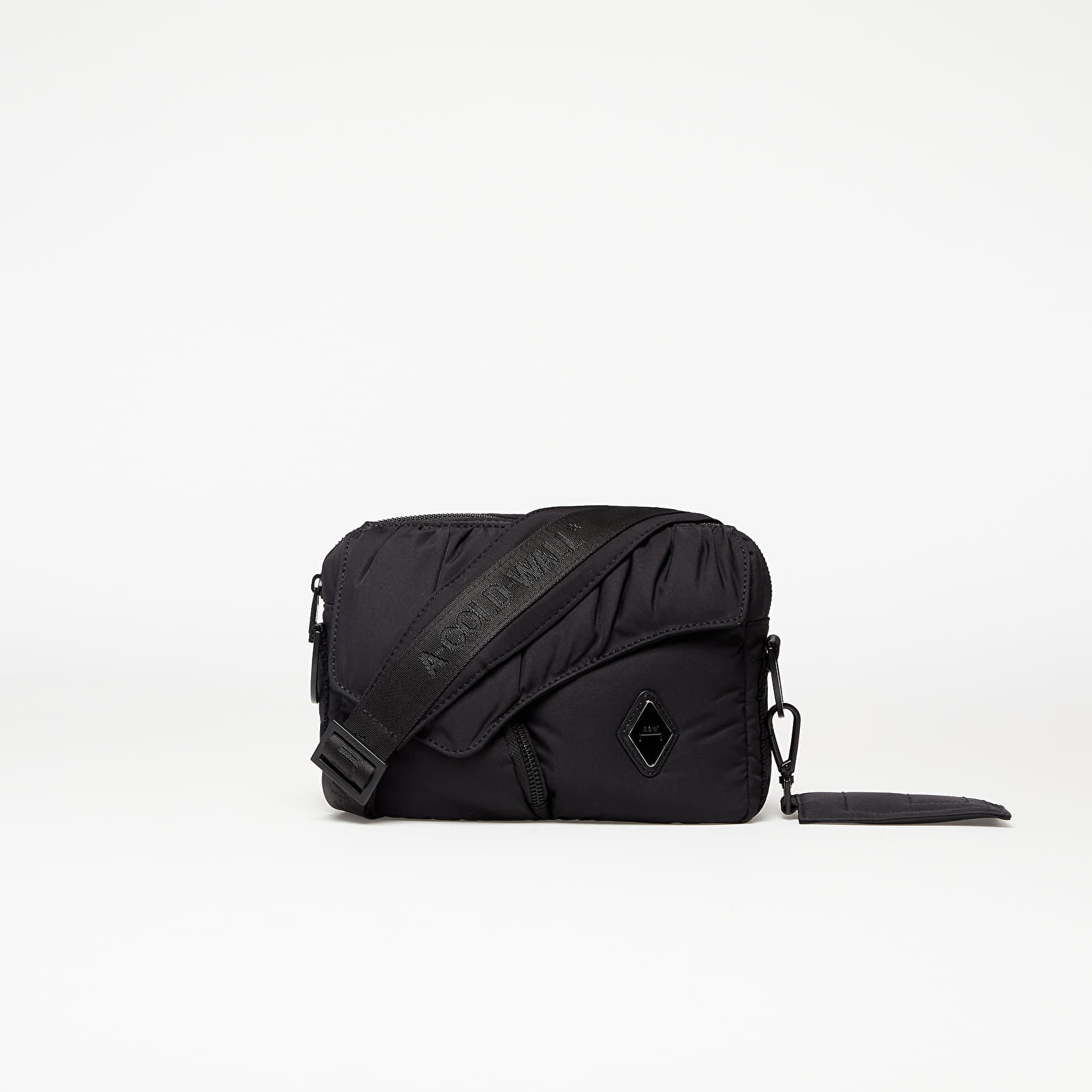 Crossbody чанти A-COLD-WALL* Padded Envelope Bag Black 987835