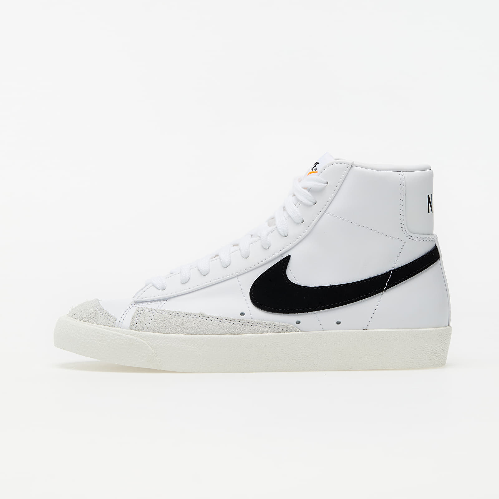 Дамски кецове и обувки Nike W Blazer Mid ’77 White/ Black-Sail 434596