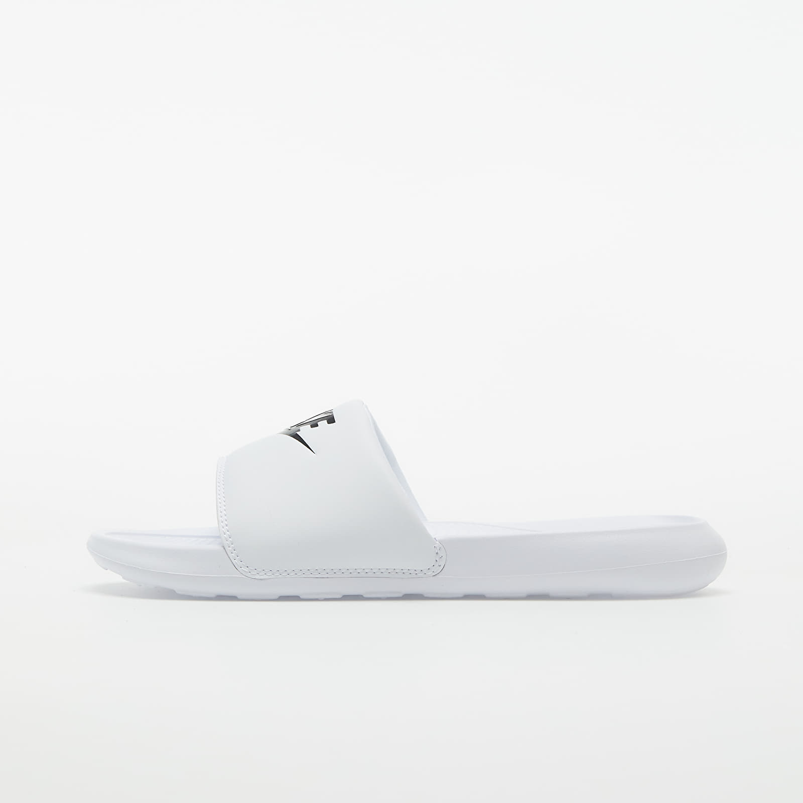 Мъжки кецове и обувки Nike Victori One Slide White/ Black-White 782143