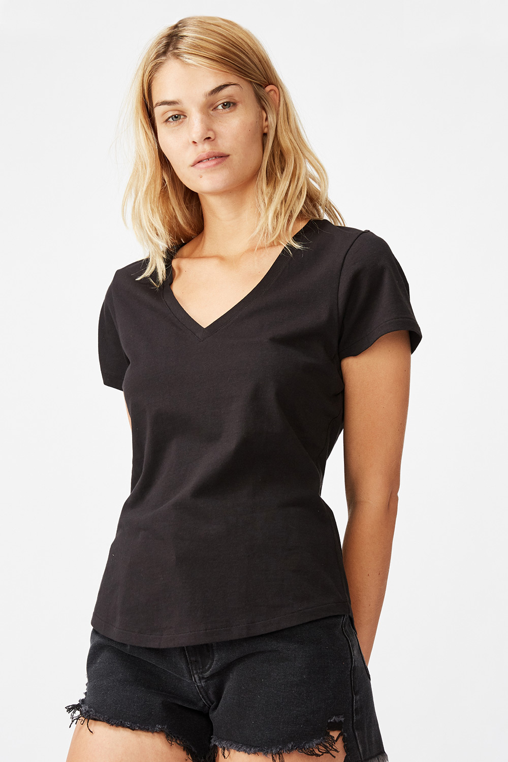 Дамско > Облекло и аксесоари > Фланели Черна дамска basic блуза с къс ръкав One 804362