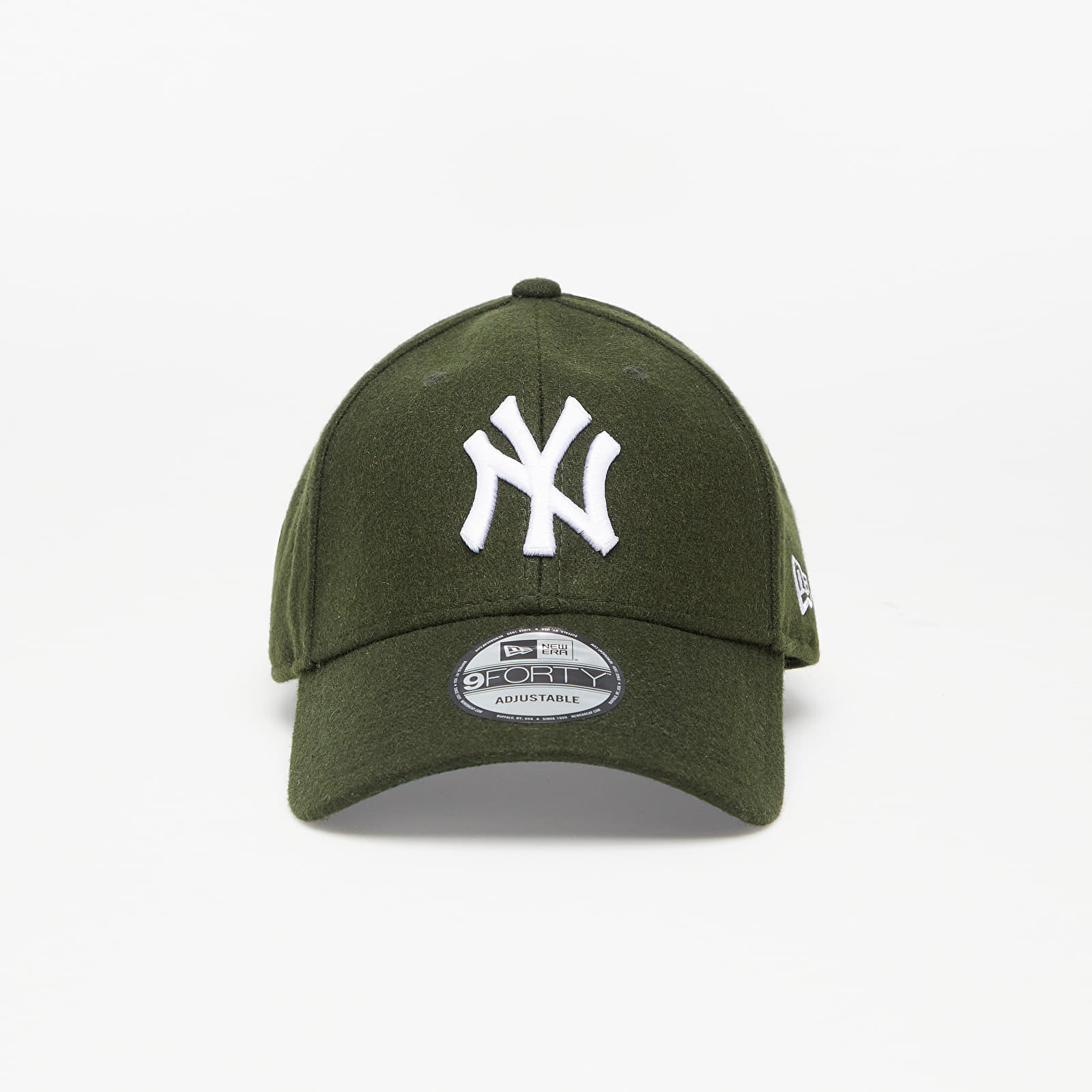 Шапки New Era New York Yankees The League Winterised 9Forty Cap Khaki 1148182