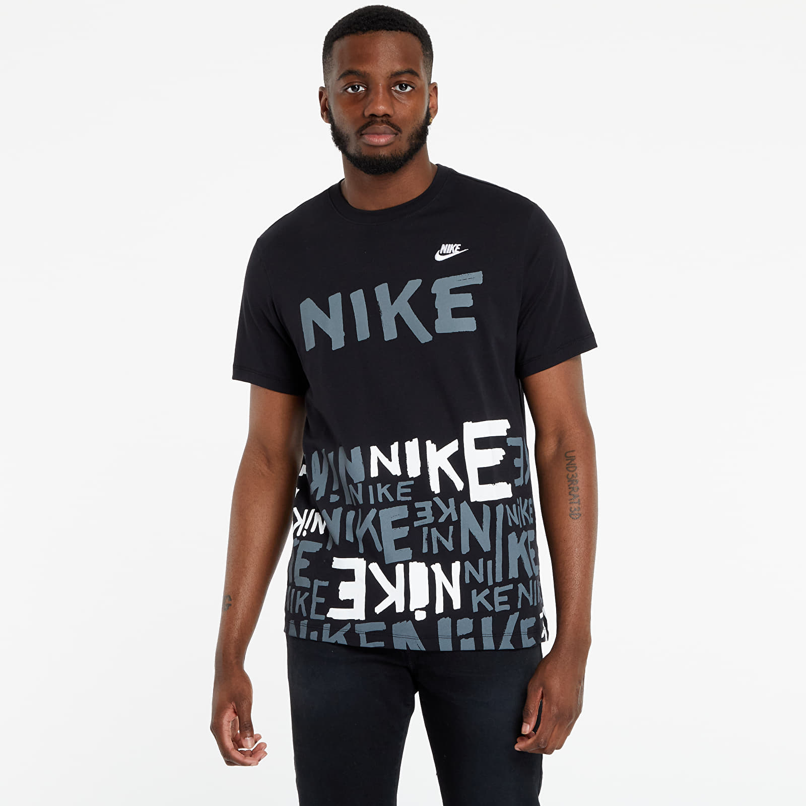 Тениски Nike Sportswear T-Shirt Black/ White 721555