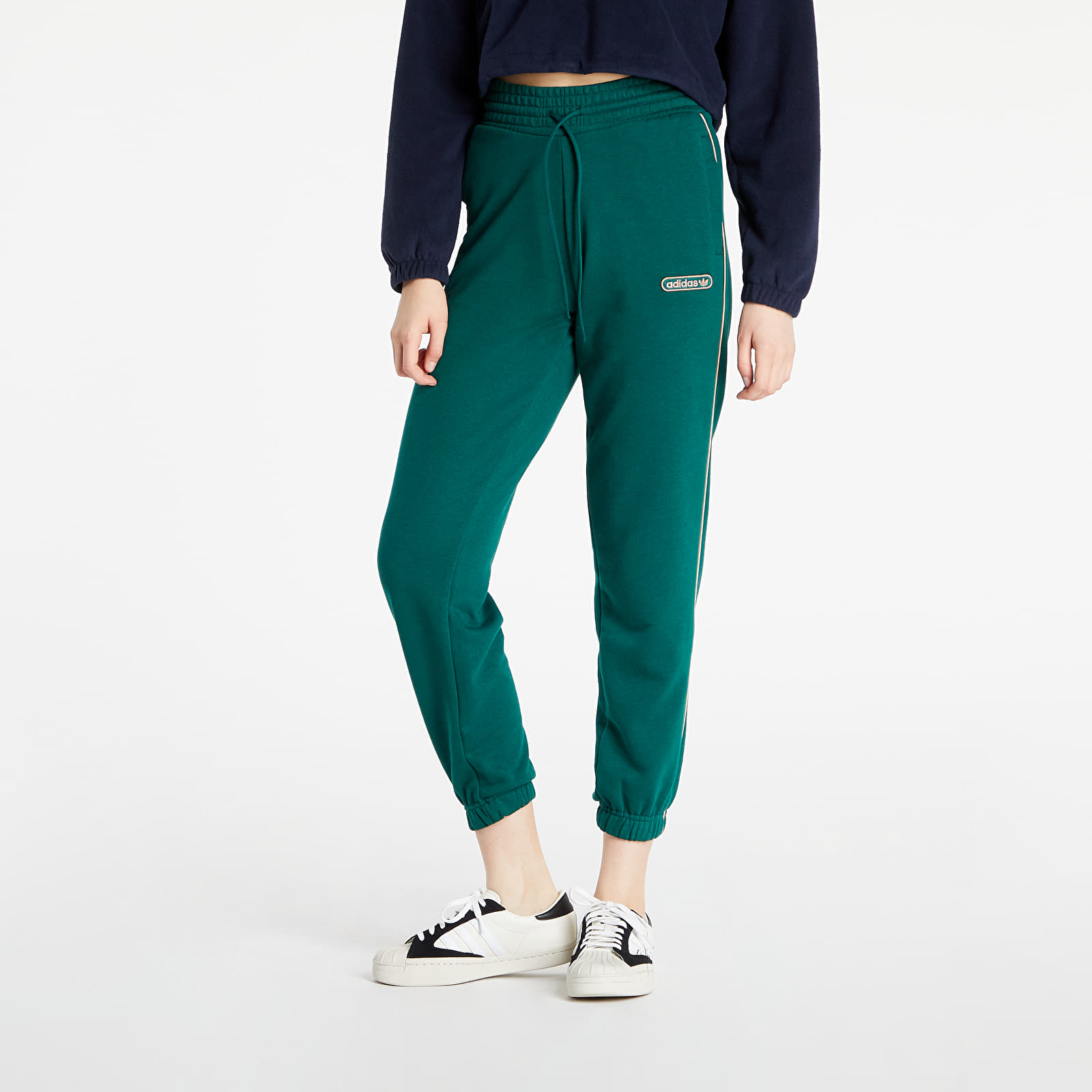 Дънки и панталони adidas Sweat Pants Collegiate Green 798505