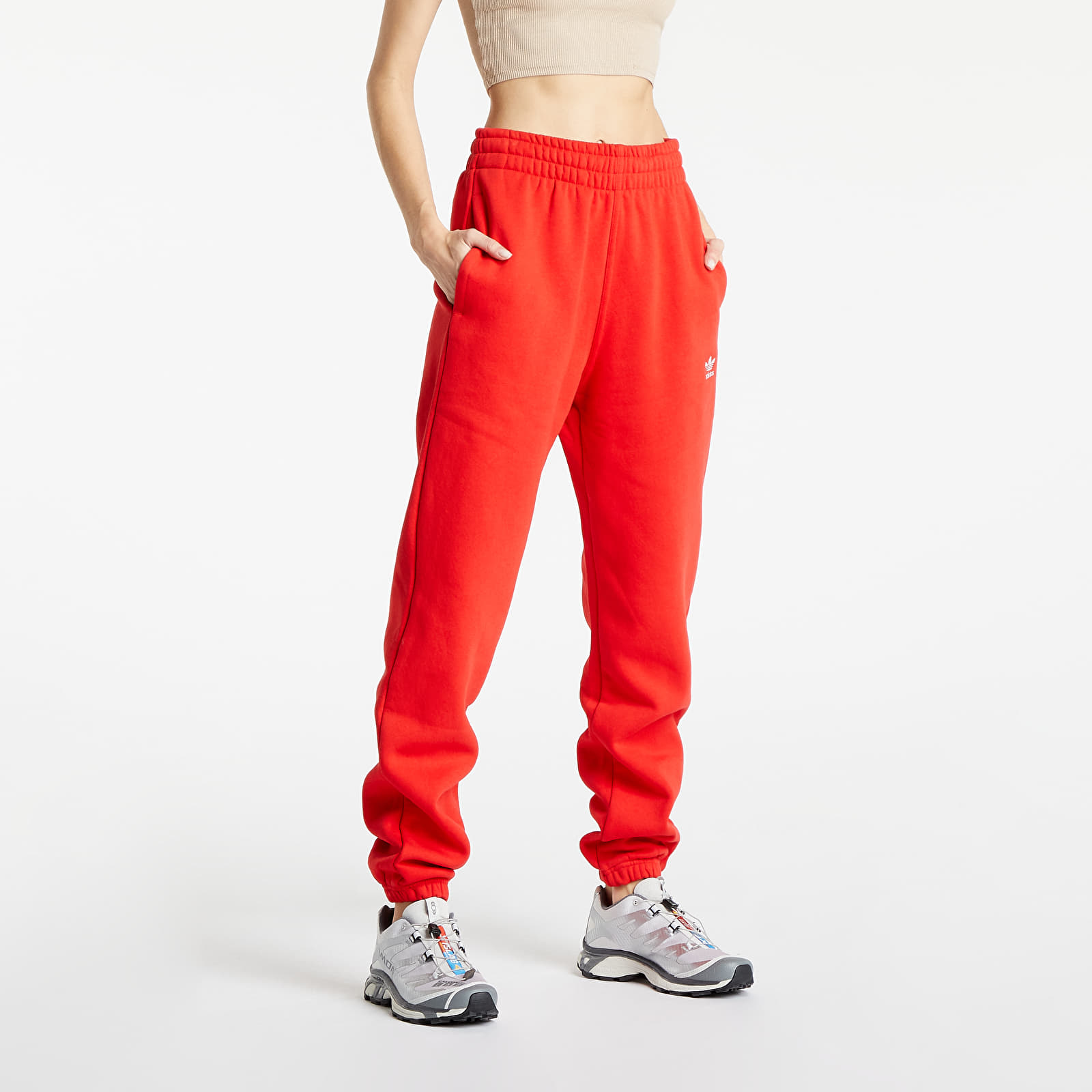 Дънки и панталони adidas Adicolor Essentials Fleece Pants Red 859324