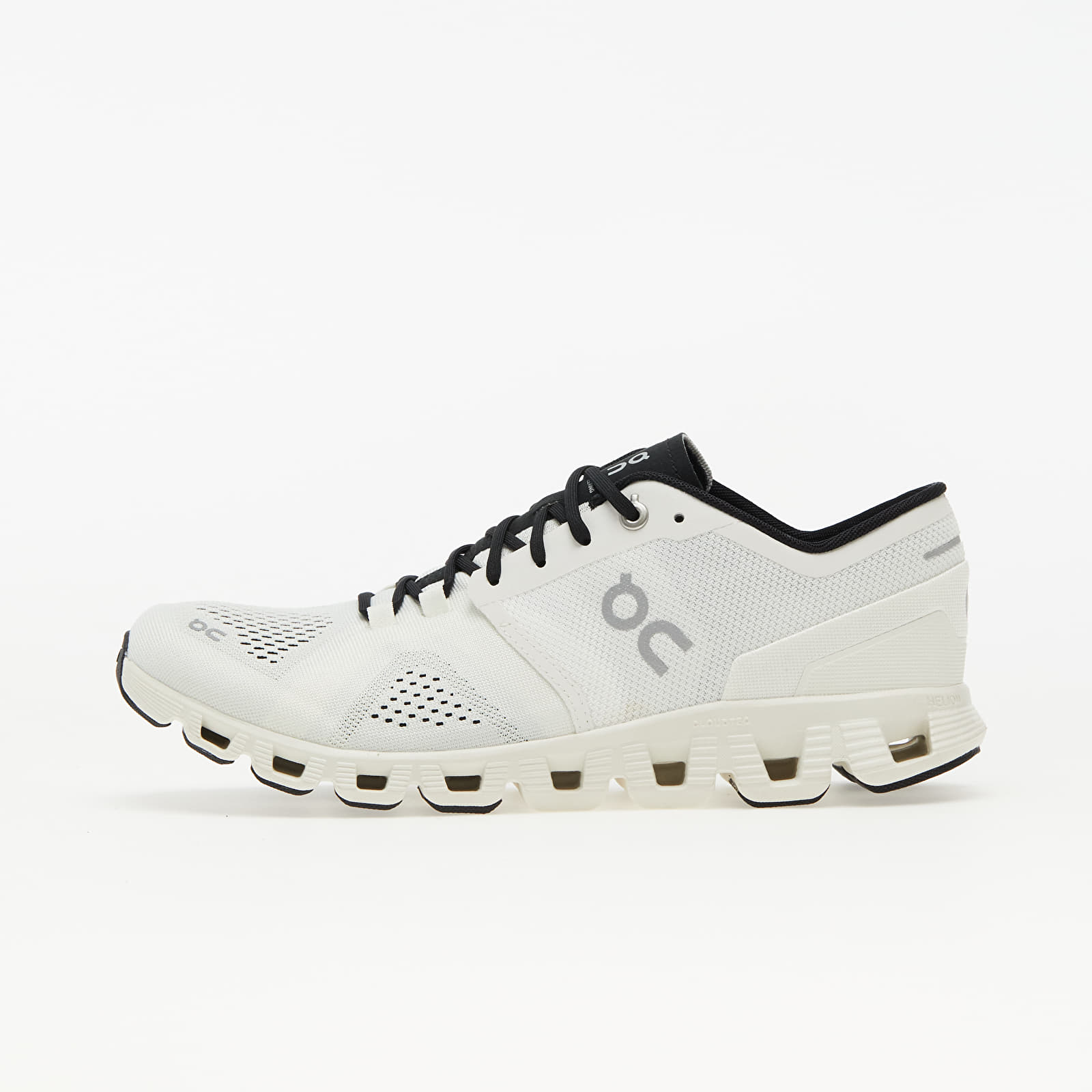 Дамски кецове и обувки On W Cloud X White/ Black 897325