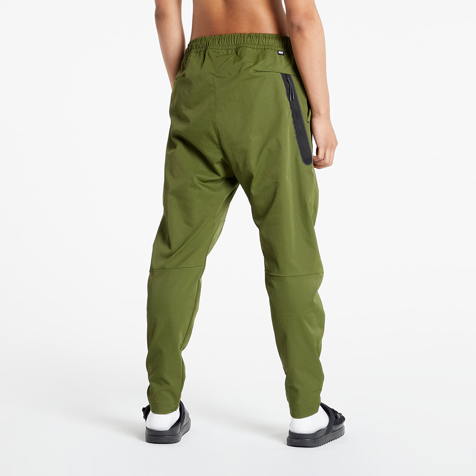 Дънки и панталони Nike Sportswear M NSW Woven Ul Commuter Pant Rough Green 1063573