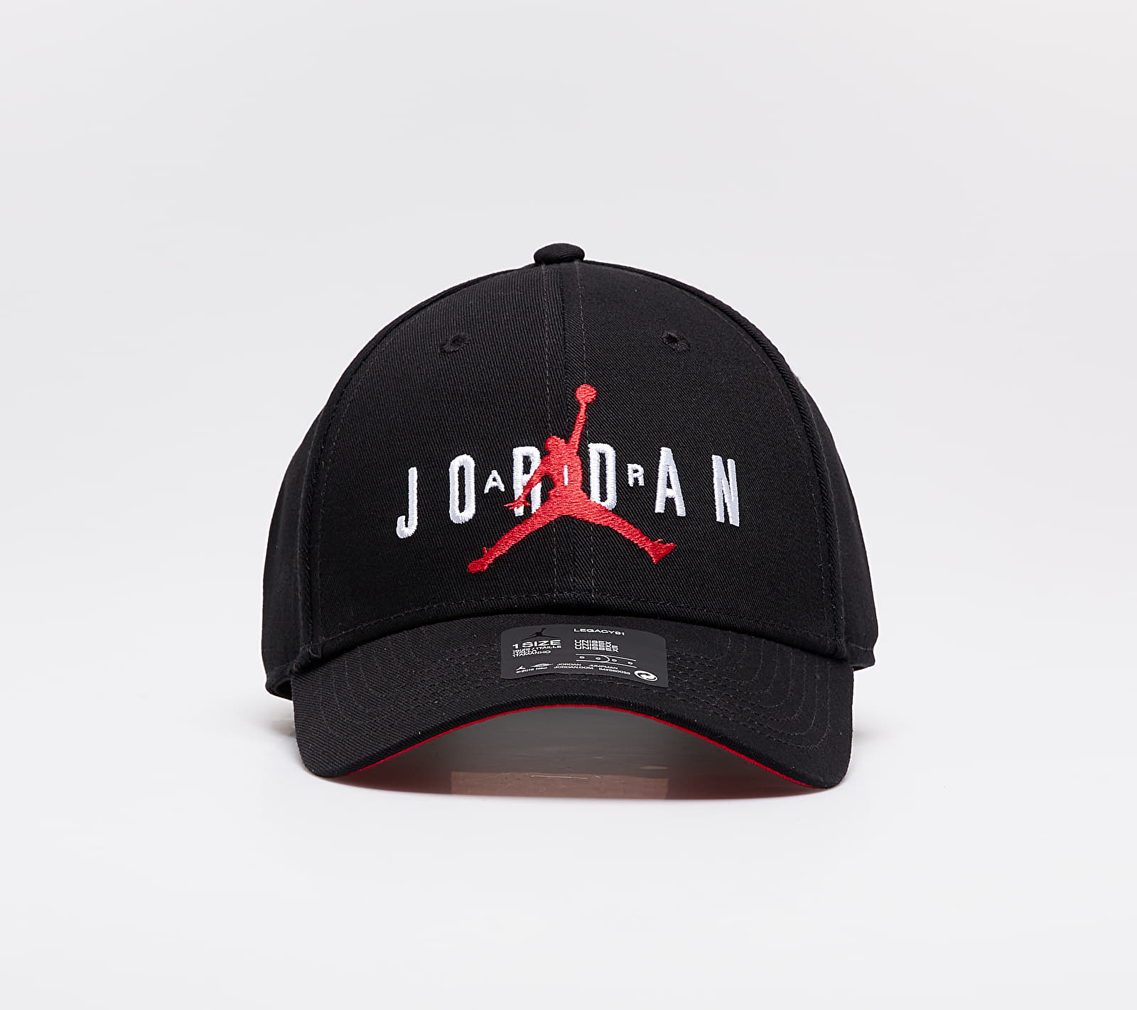 Шапки Jordan Air Hybrid Cap Black/ Black/ Gym Red/ White 346857