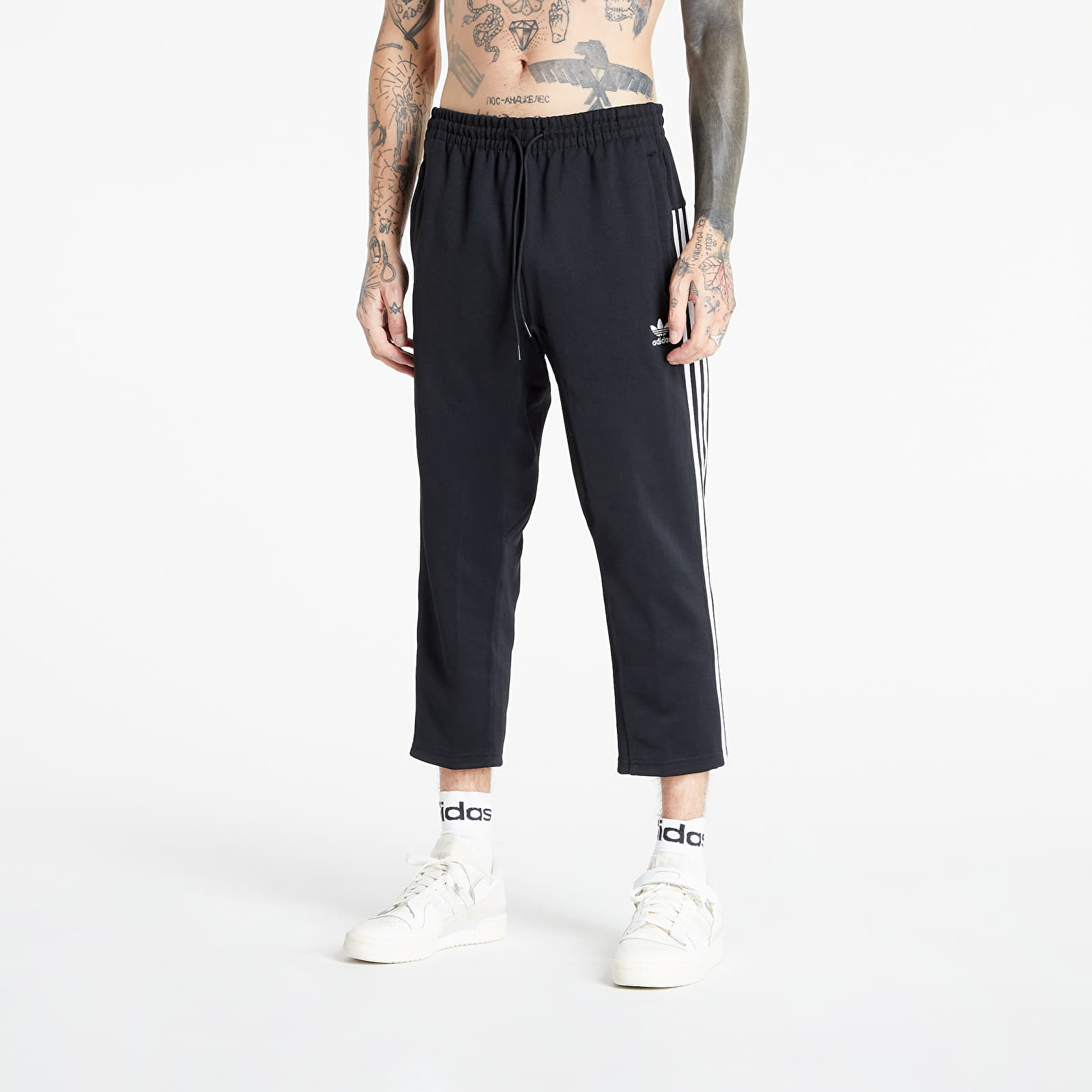 Дънки и панталони adidas 3-Stripes 7/8 Pants Black 793684