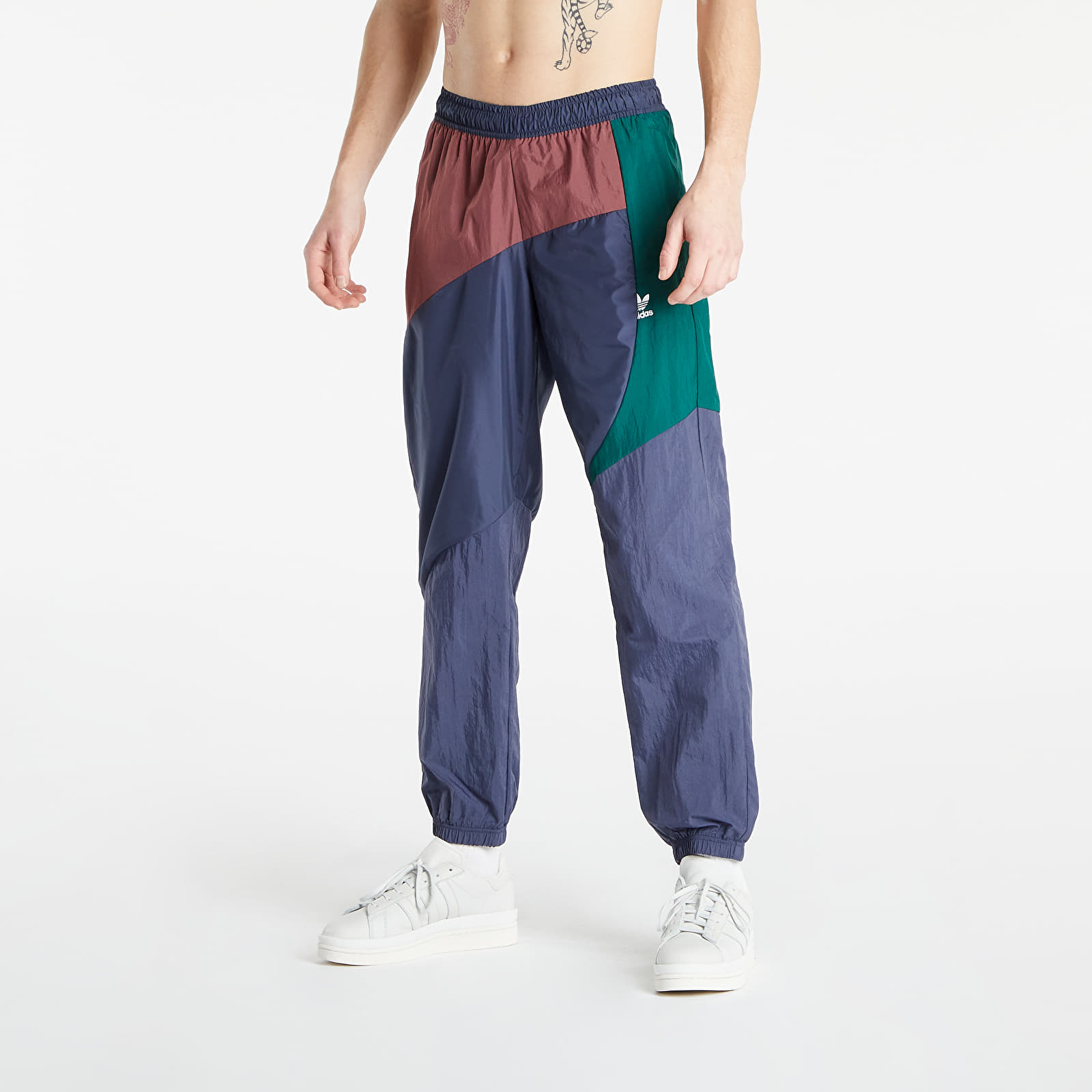 Дънки и панталони adidas Adicolor Colorblock Track Pants Shadow Navy/ Quiet Crimson/ Core Green 857833