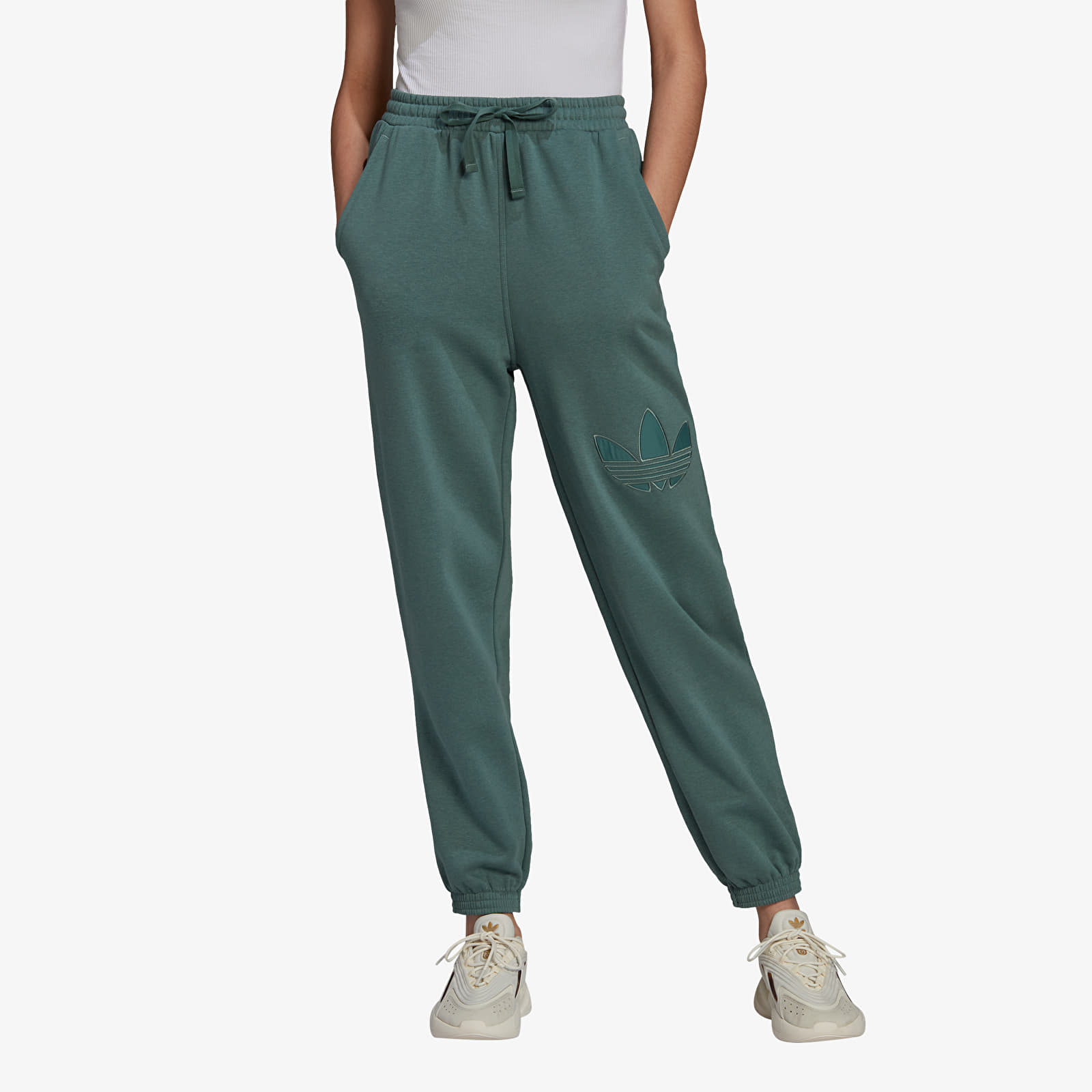 Дънки и панталони adidas Cuffed Pants Tech Emerald 858580