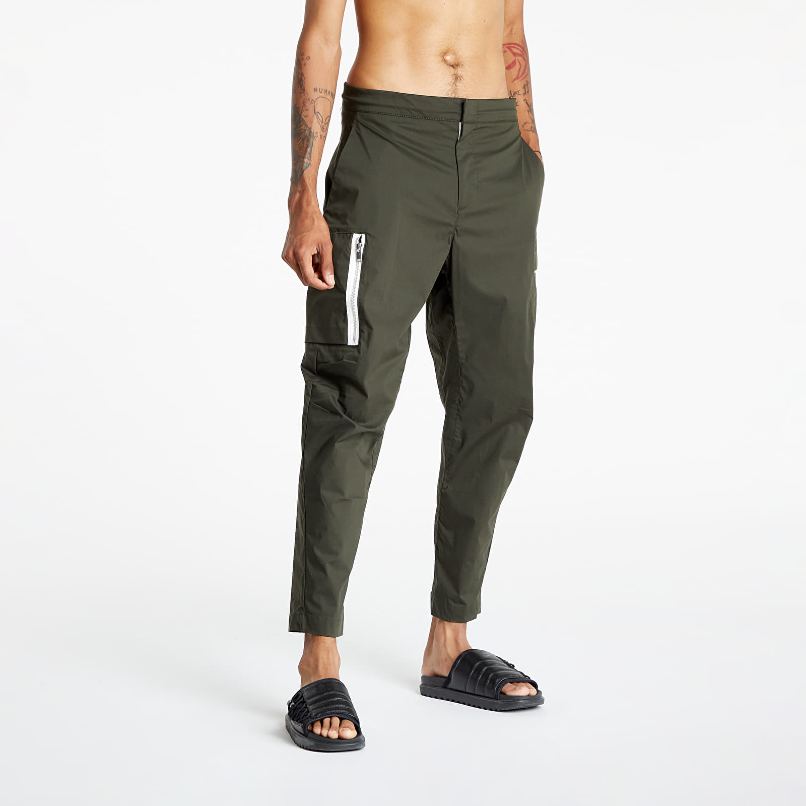 Дънки и панталони Nike Sportswear Style Essentials M Woven Unlined Utility Pants Sequoia/ Sail/ Ice Silver/ Sequoia 873205