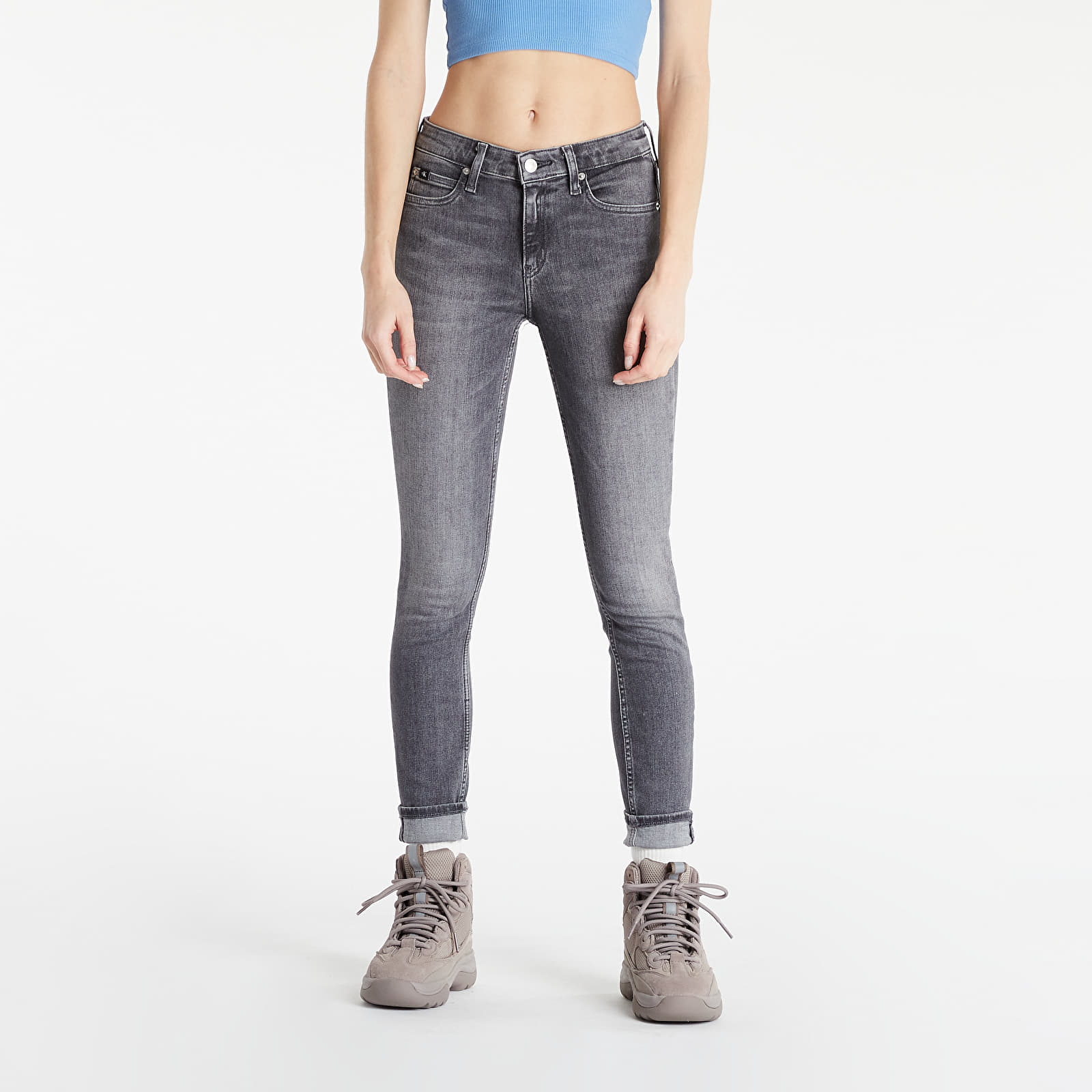 Дънки и панталони Calvin Klein Jeans Mid Rise Skinny Ankle Denim Grey 990769
