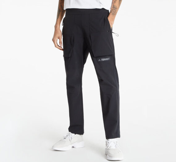 Дънки и панталони adidas Utility Tech Pants Black 1204957
