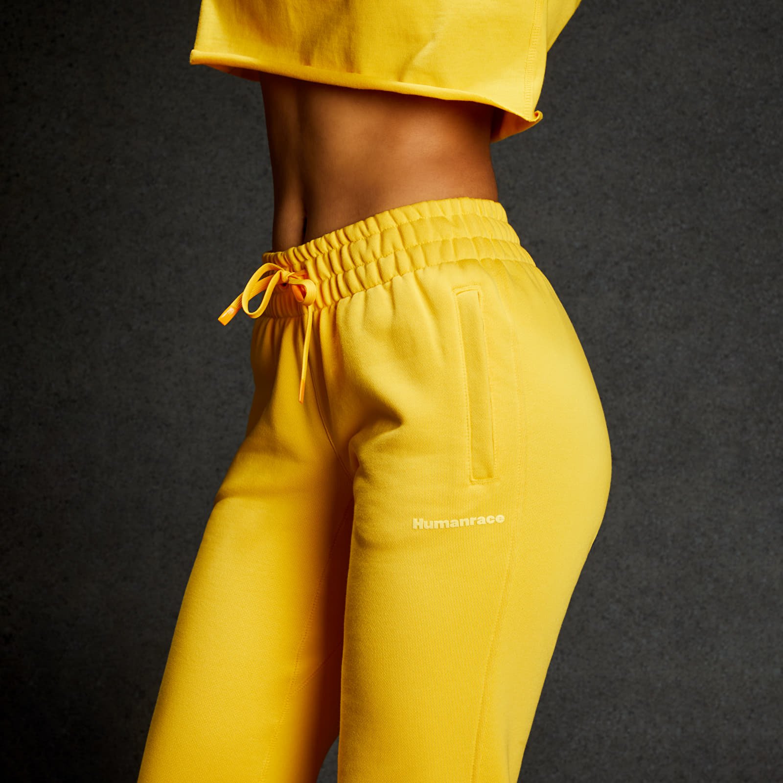 Дънки и панталони adidas x Pharrell Williams Basics Pant Bold Gold 1207579